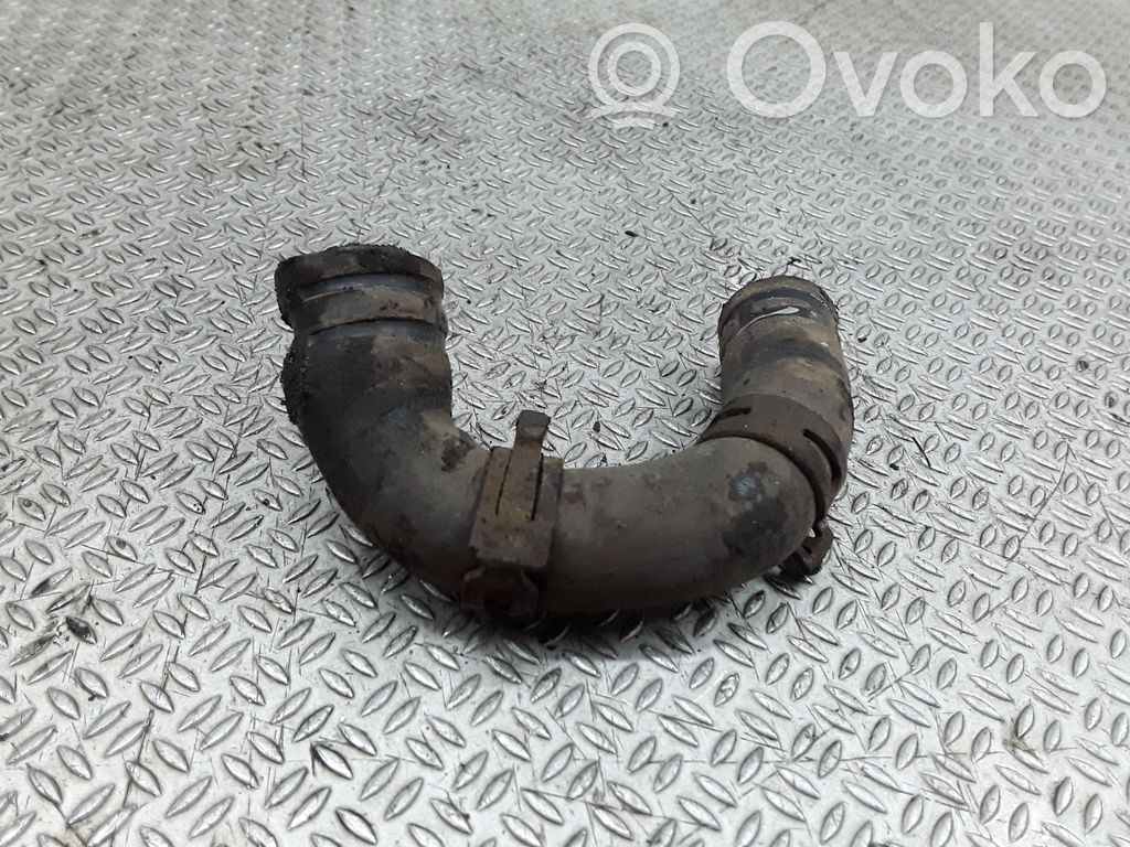 Engine coolant pipe/hose