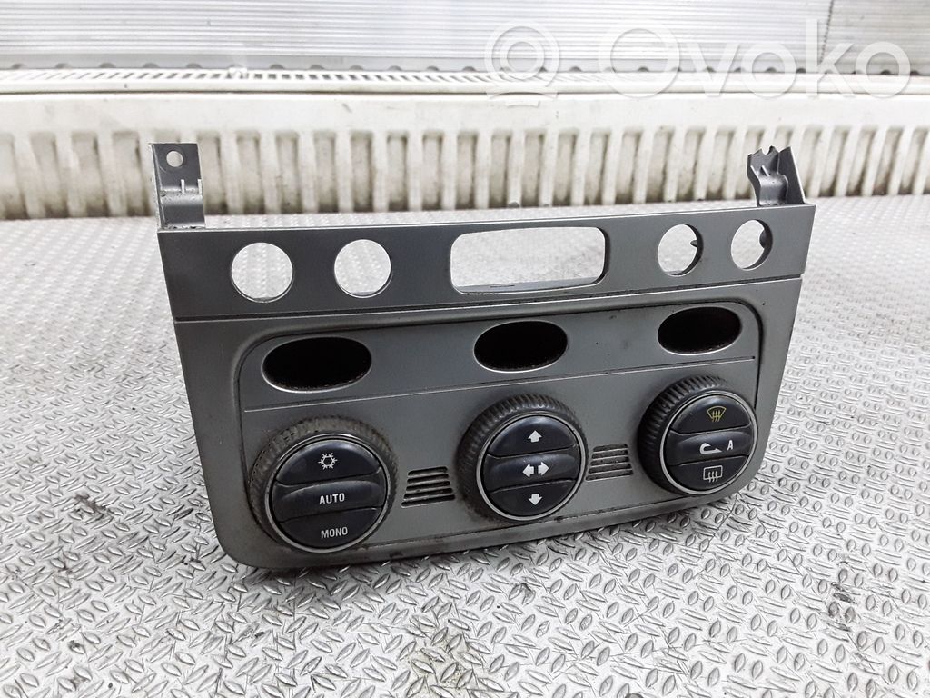 Climate control unit   07352944650,46799632