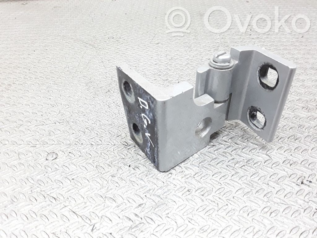 BMW X5 E53 Rear door upper hinge 