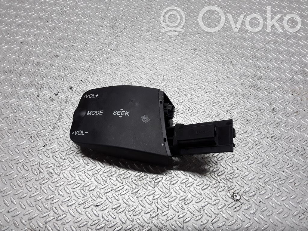 Ford Focus C-MAX Lautstärkenregler 