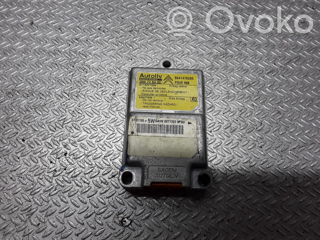Citroen Xsara Picasso Airbag control unit/module 
