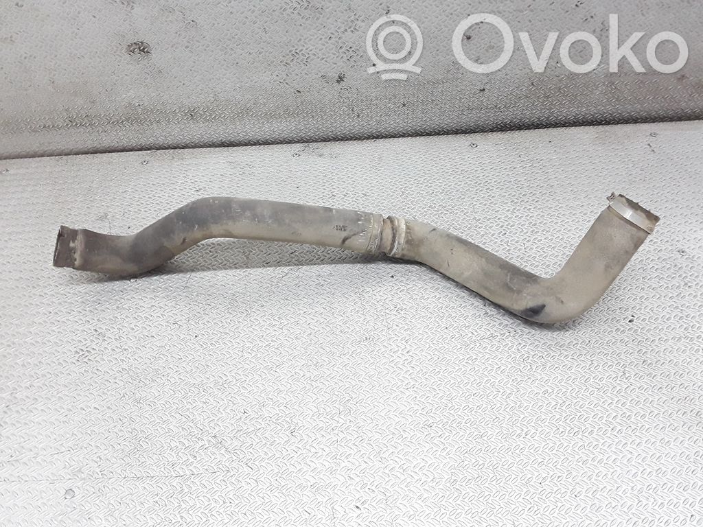 Engine coolant pipe/hose