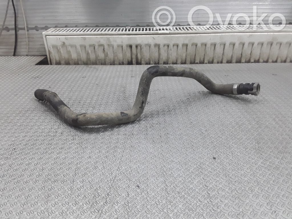Ford Focus Kühlleitung / Kühlschlauch 
