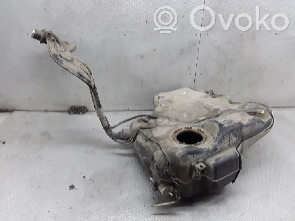 Volkswagen Golf V Polttoainesäiliö 
