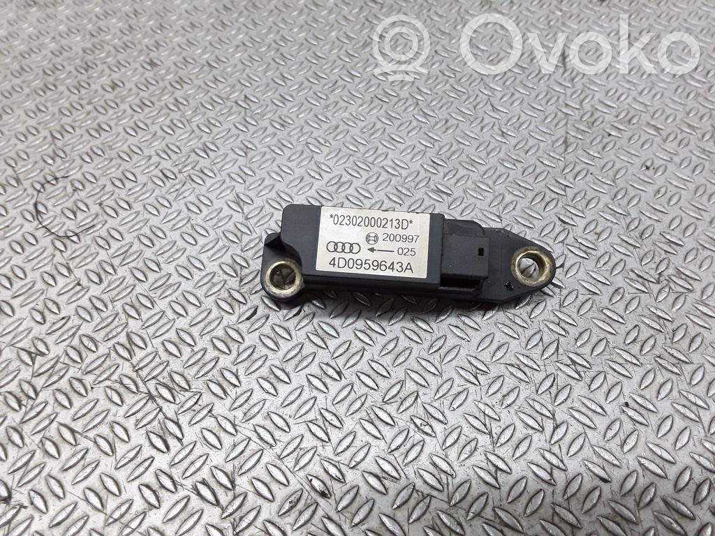 Audi A8 S8 D2 4D Airbag deployment crash/impact sensor 
