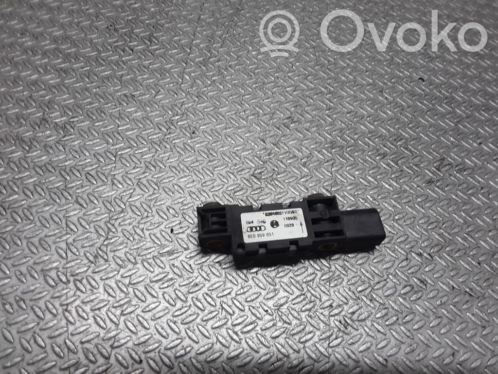 Airbagsensor Crashsensor Drucksensor   8E0959651