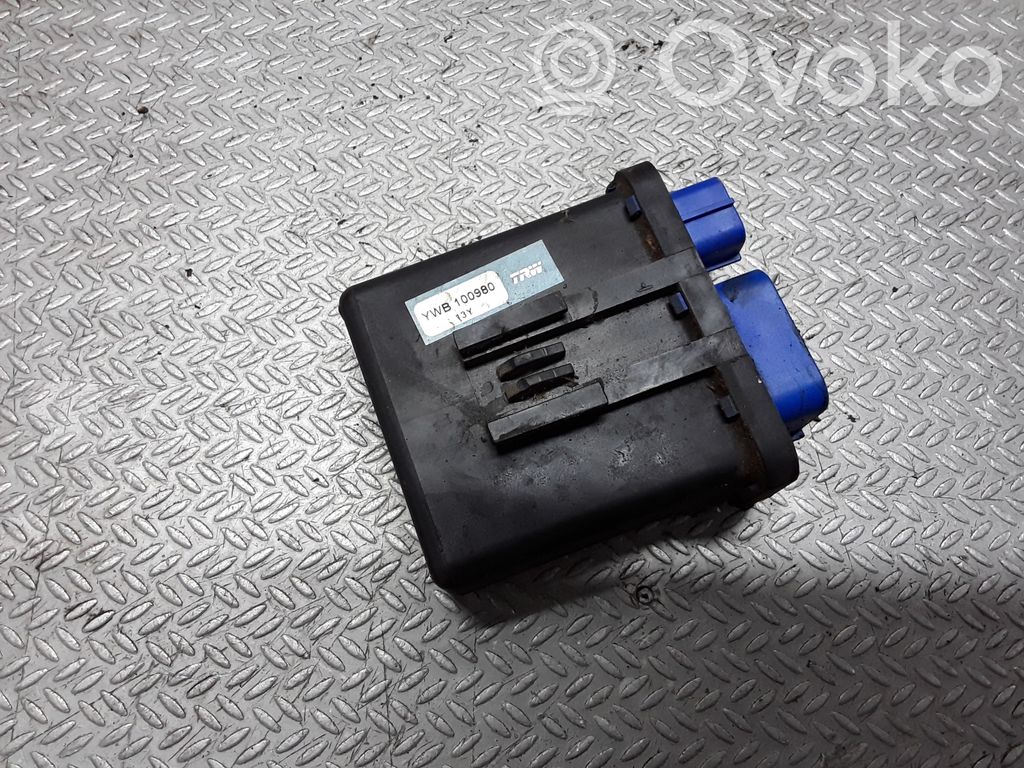 Relais Kühlerlüfter   YWB100980
