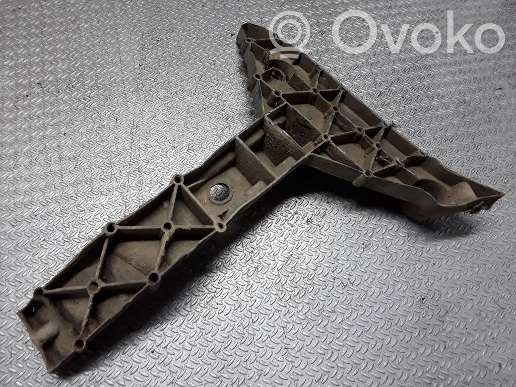 Volkswagen II LT Front bumper mounting bracket 