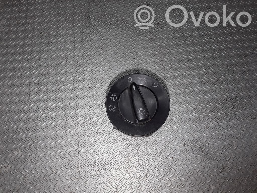 Interruptor de luz   1C0941531A
