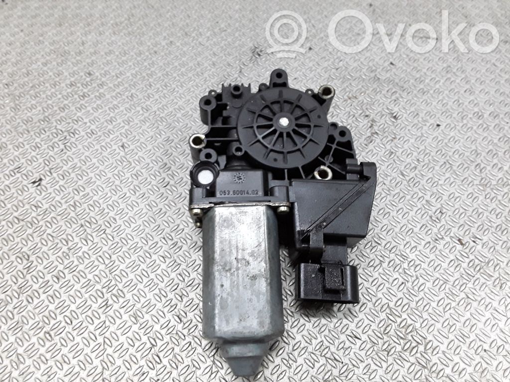 Audi A4 S4 B5 8D Asa reguladora de la puerta trasera 