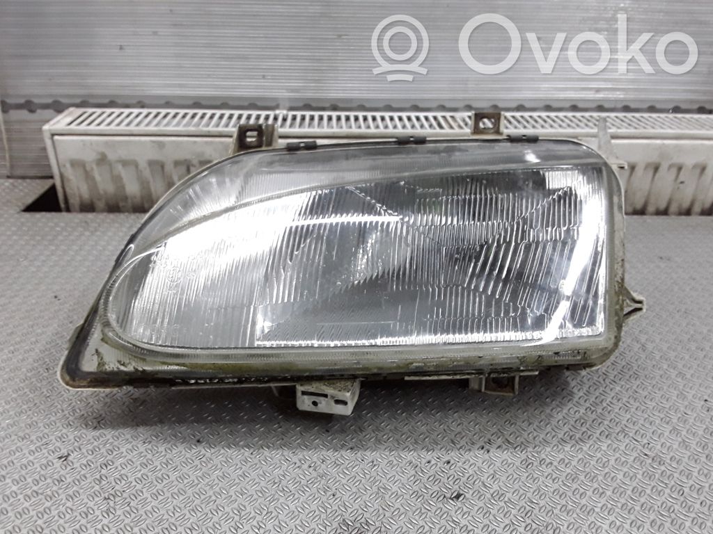 Scheinwerfer   0301048311