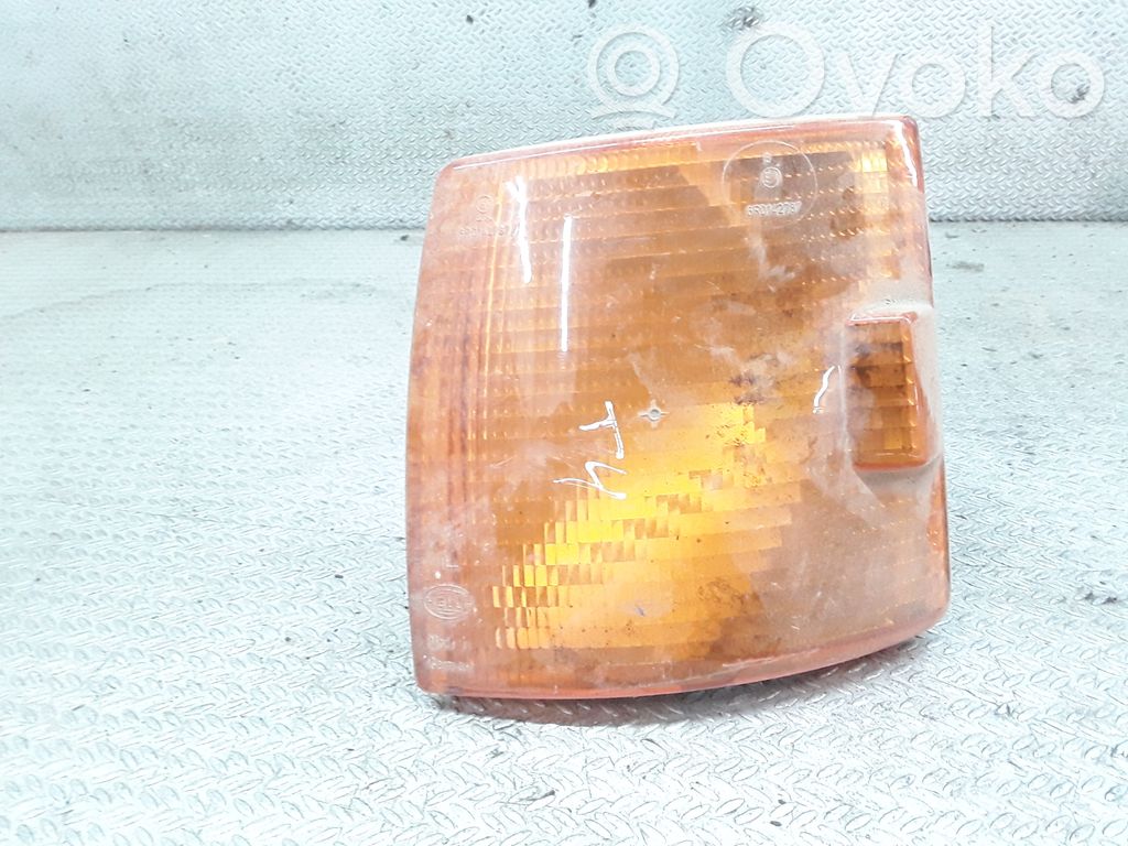 Volkswagen Transporter - Caravelle T4 Front indicator light 