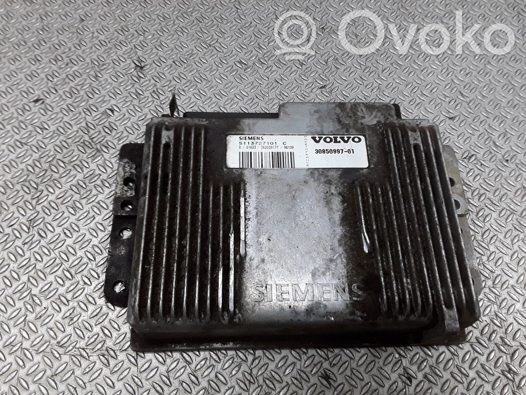 Volvo S40, V40 Engine control unit/module 