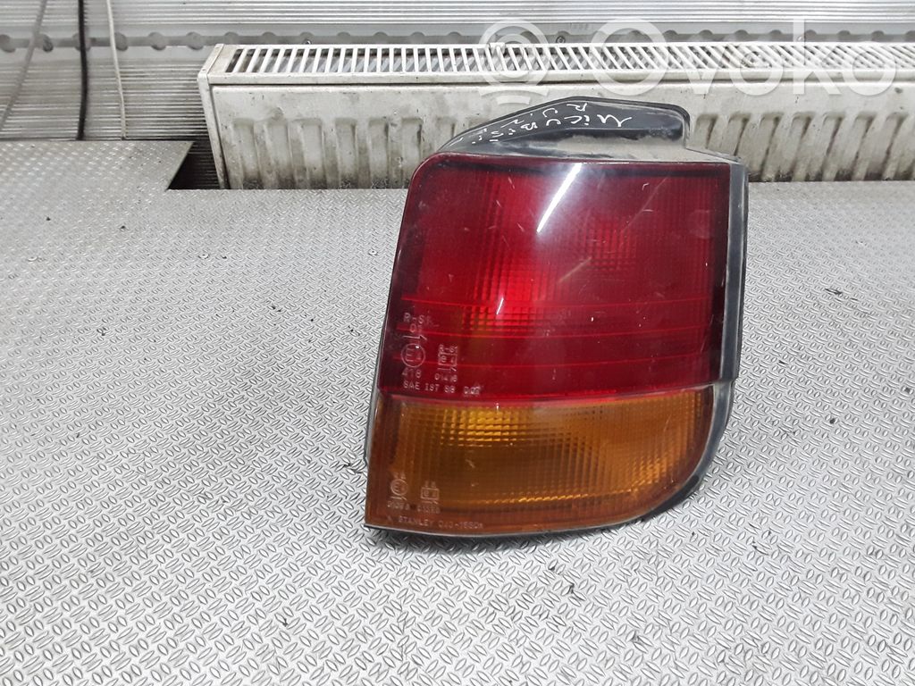 Rear/tail lights   1550R