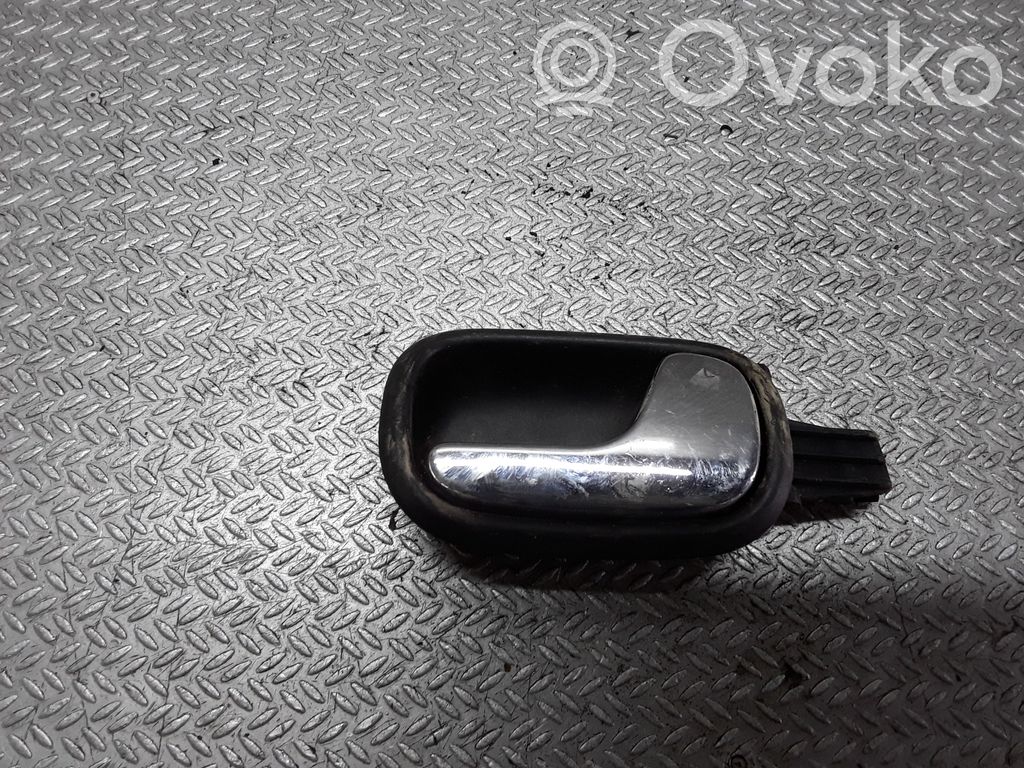 Audi A4 S4 B5 8D Manecilla interna puerta trasera 
