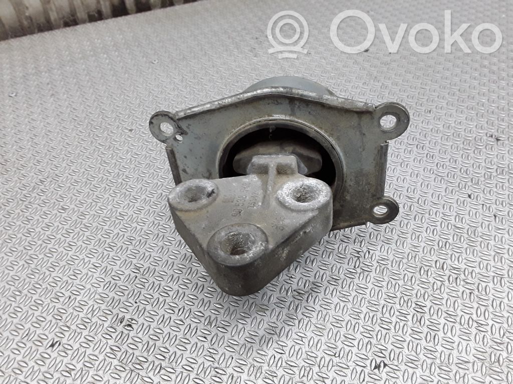 Opel Astra H Gearbox mount 