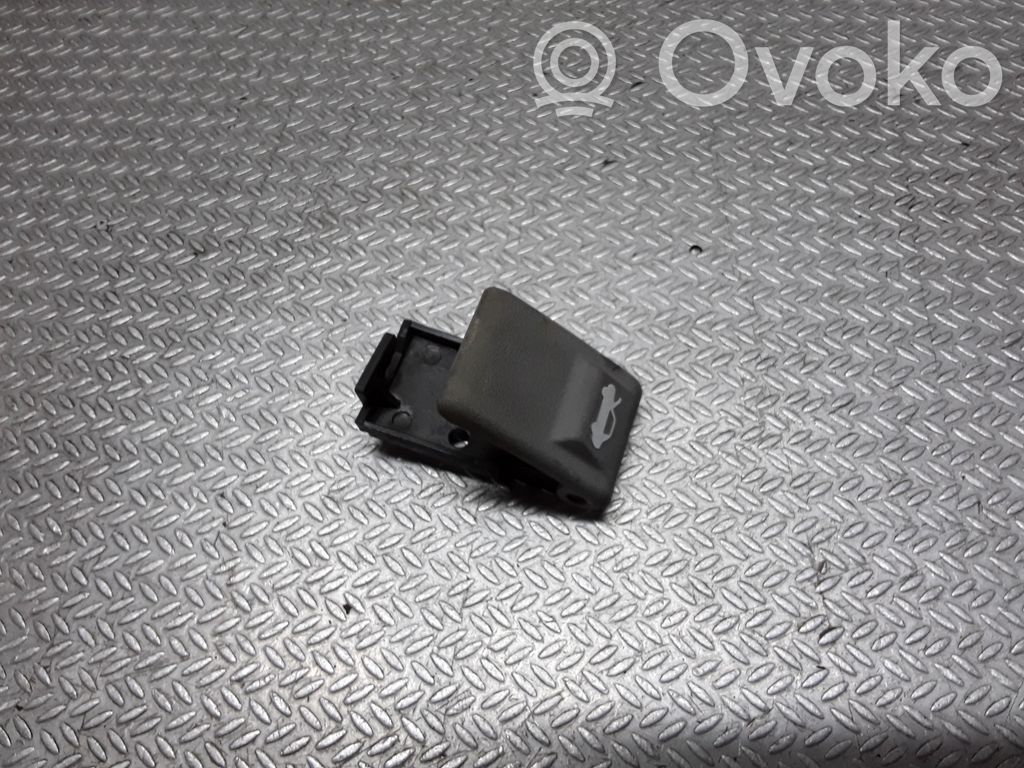 KIA Sorento Maniglia di rilascio del vano motore (cofano)