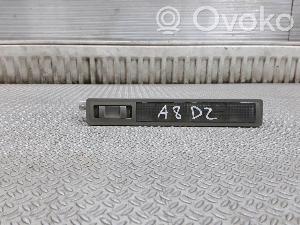 Audi A8 S8 D2 4D Takaistuimen valo 