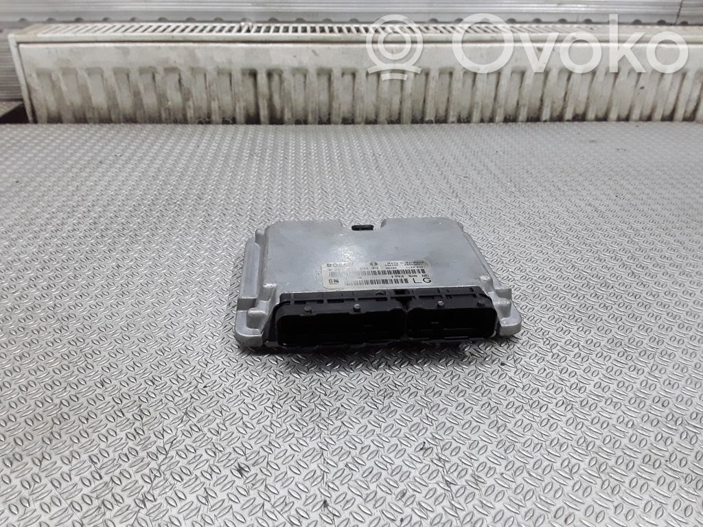 Centralina/modulo del motore   90569348,0281001634
