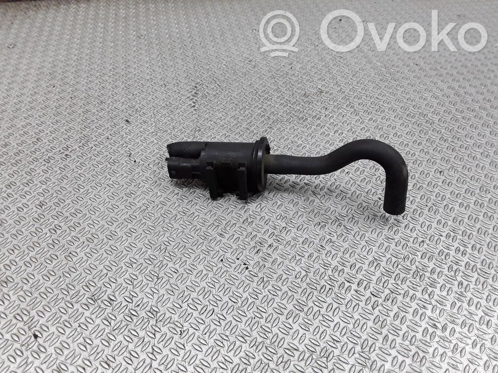 Opel Signum Válvula de vacío 