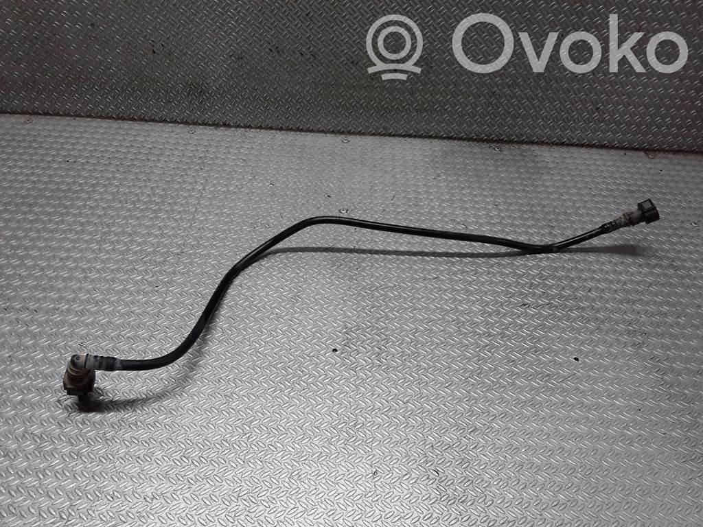 Fuel line pipe
