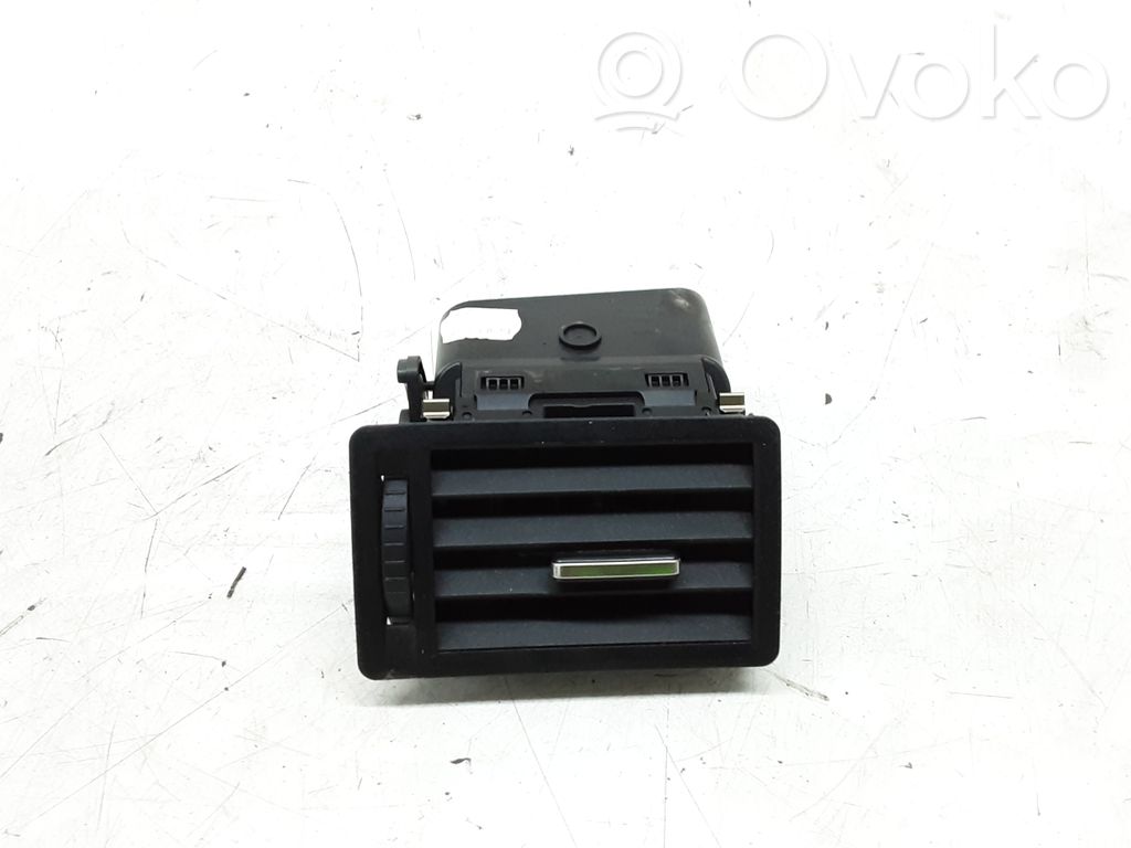 Grilă ventilație/ramă laterală bord   3M51R018B09