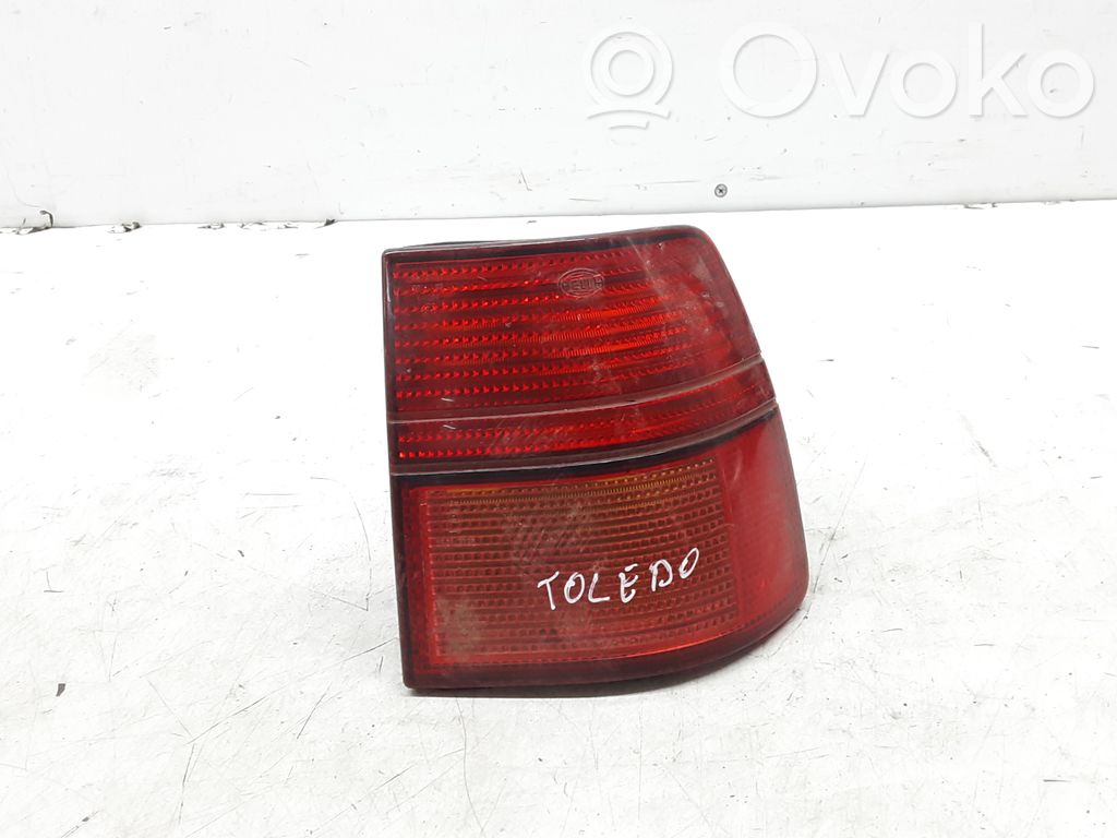 Seat Toledo I (1L) Lampa tylna 