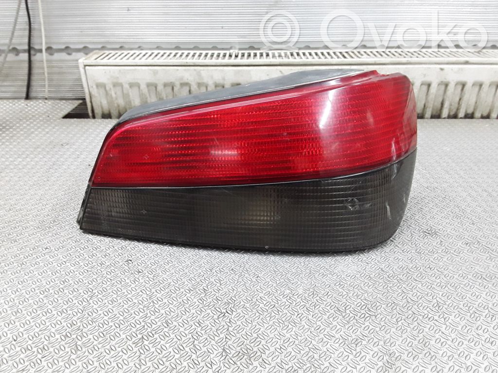 Peugeot 306 Feux arrière / postérieurs 