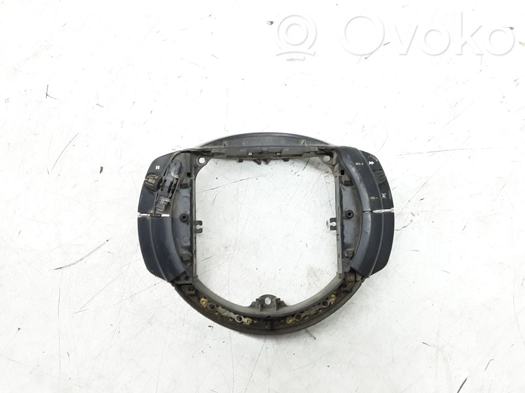 Citroen C4 I Steering wheel buttons/switches 