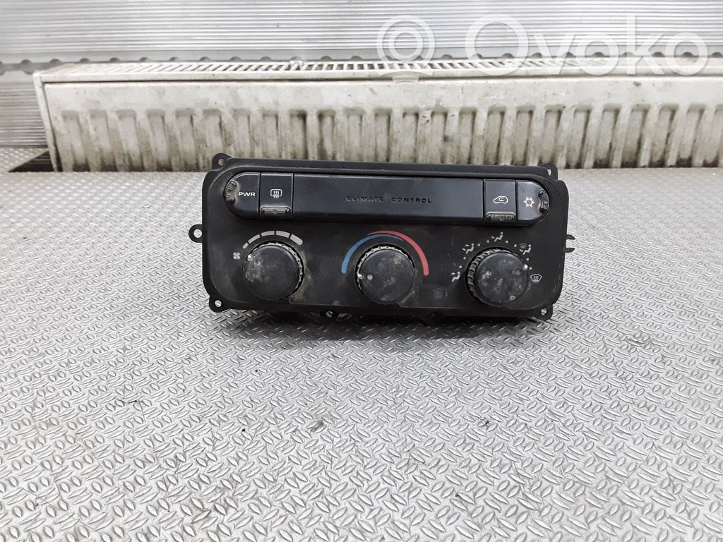 Chrysler Voyager Climate control unit 