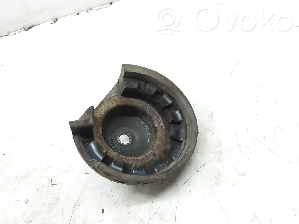 Coil spring mount   91165310