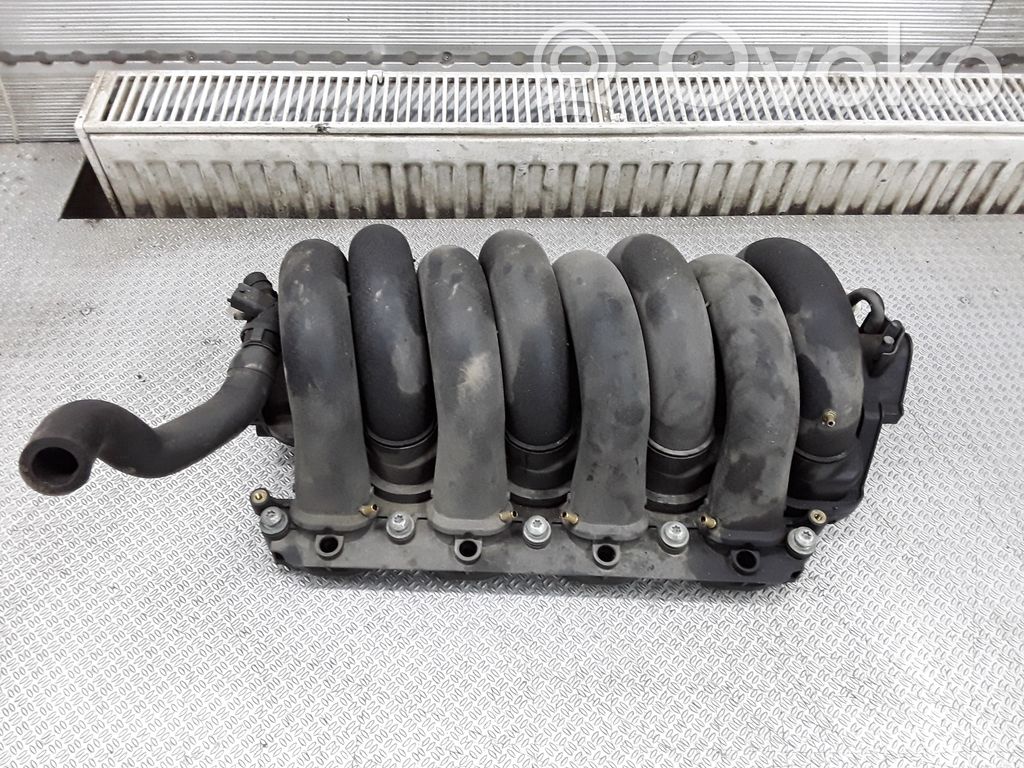 Porsche Cayenne (9PA) Colector de admisión 