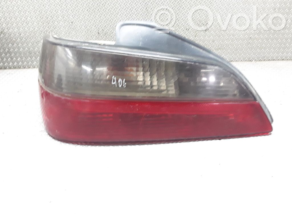 Peugeot 406 Luz trasera/de freno 
