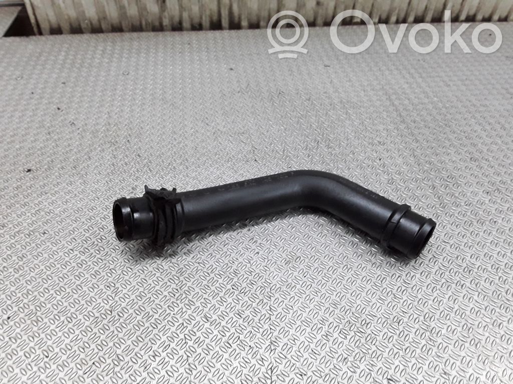 Volkswagen Polo III 6N 6N2 6NF Engine coolant pipe/hose 