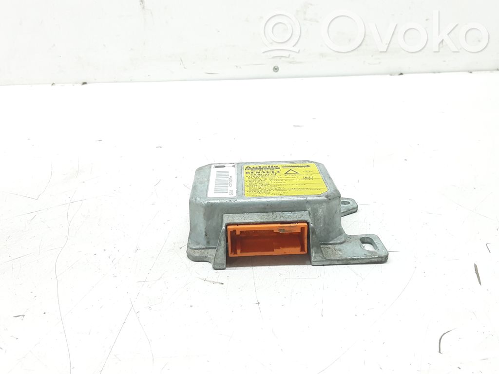 Renault Laguna I Airbag control unit/module 