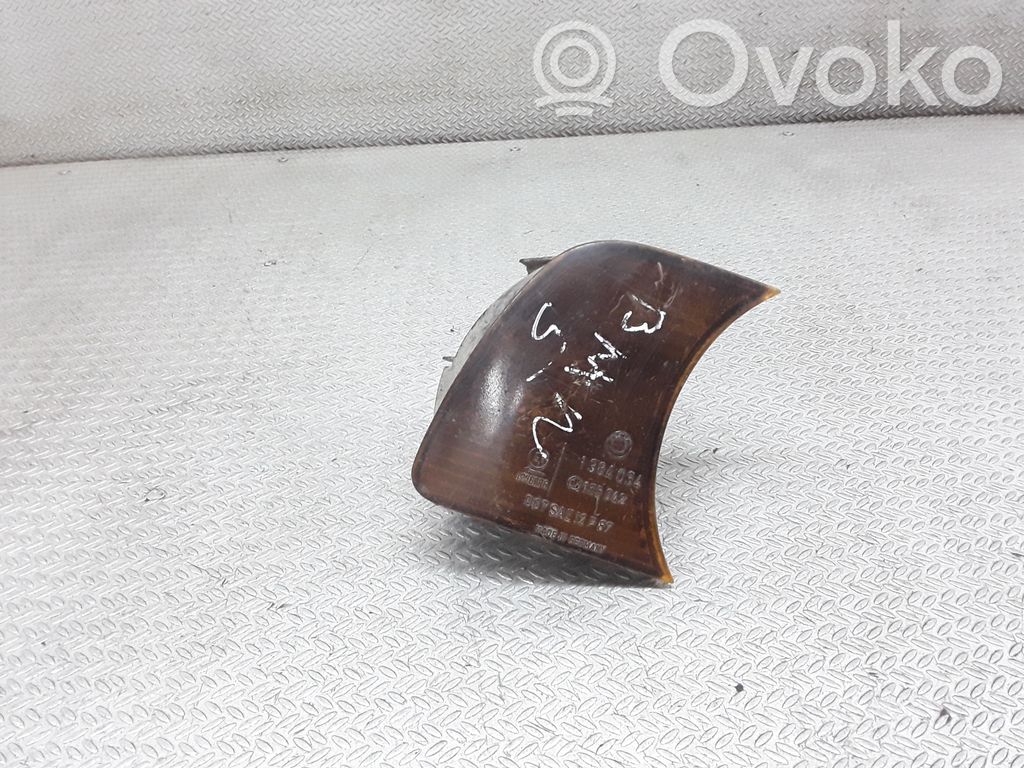 BMW 5 E34 Front indicator light 