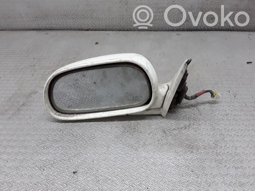 Mitsubishi Galant Front door electric wing mirror 