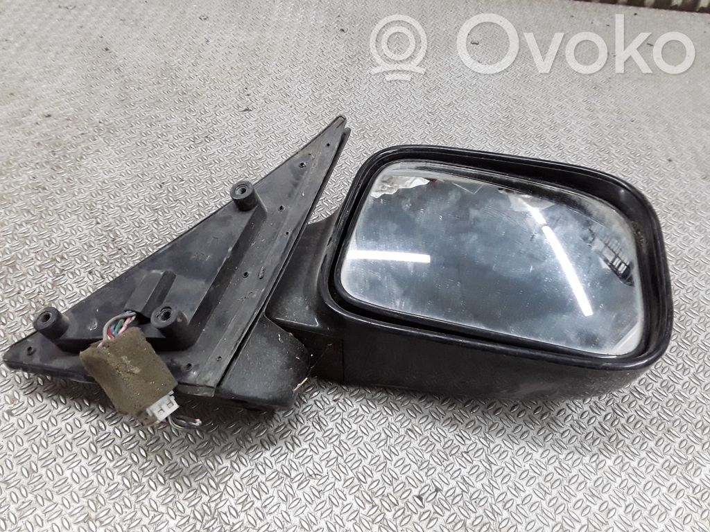 Isuzu Trooper Front door electric wing mirror 