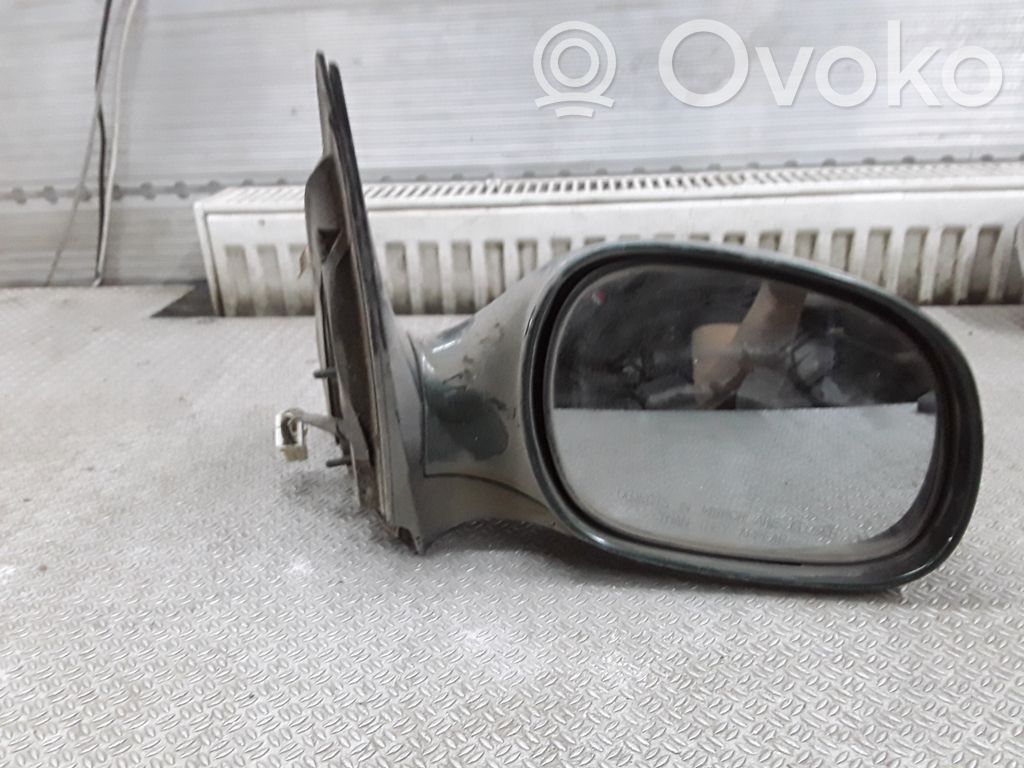 KIA Carnival Front door electric wing mirror 