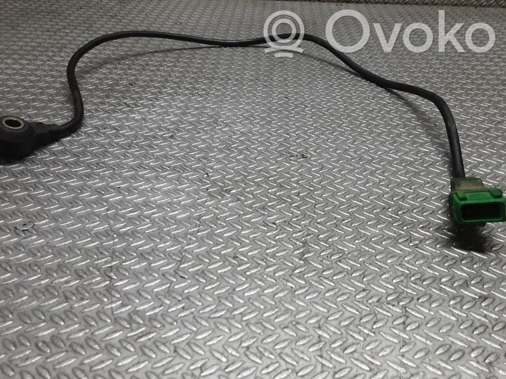Audi A4 S4 B5 8D Detonation knock sensor 