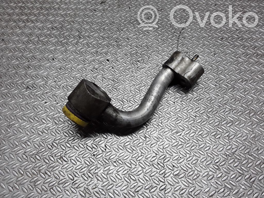 BMW 5 E60 E61 Ilmastointilaitteen putki (A/C) 