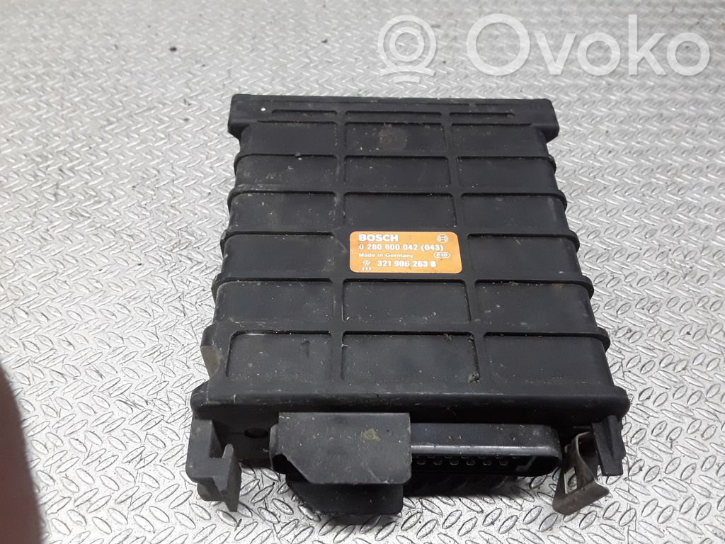 Volkswagen Golf II Engine control unit/module 