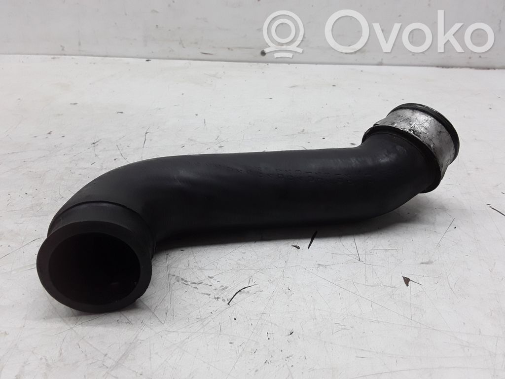 Furtun/conductă intercooler   1J0145828T