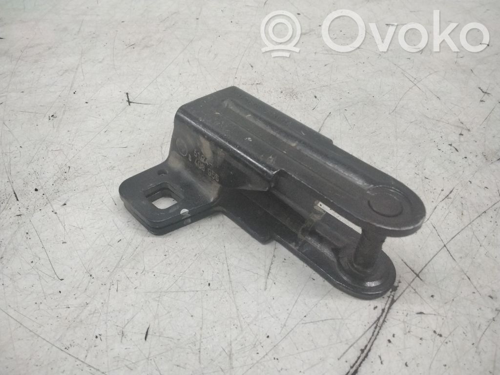BMW X5 E53 Tailgate lock loop/hook striker 