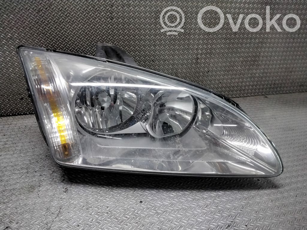 Ford Focus Scheinwerfer 