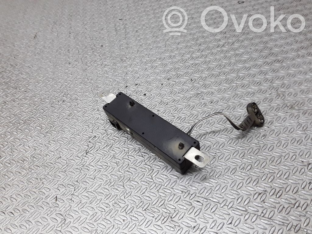 Jeep Grand Cherokee (WJ) Amplificatore antenna 