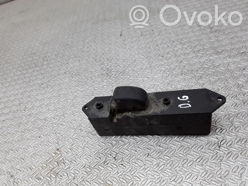 Mitsubishi Pajero Sport I Electric window control switch 