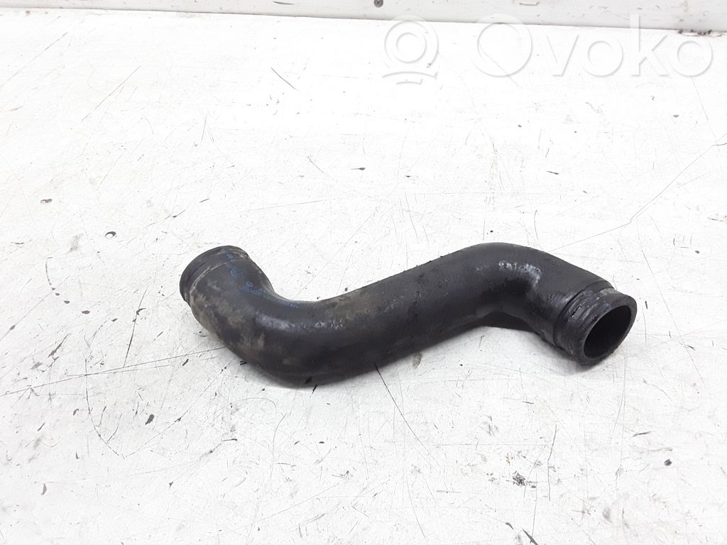 Volkswagen Polo IV 9N3 Intercooler hose/pipe 