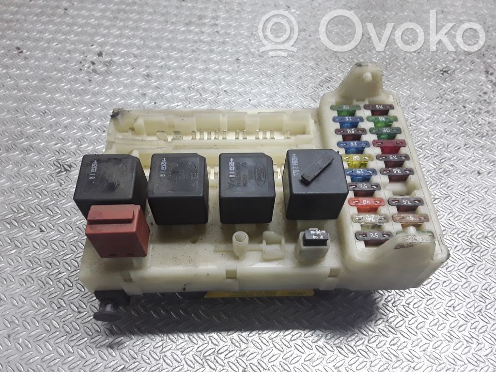 Fuse module   014704