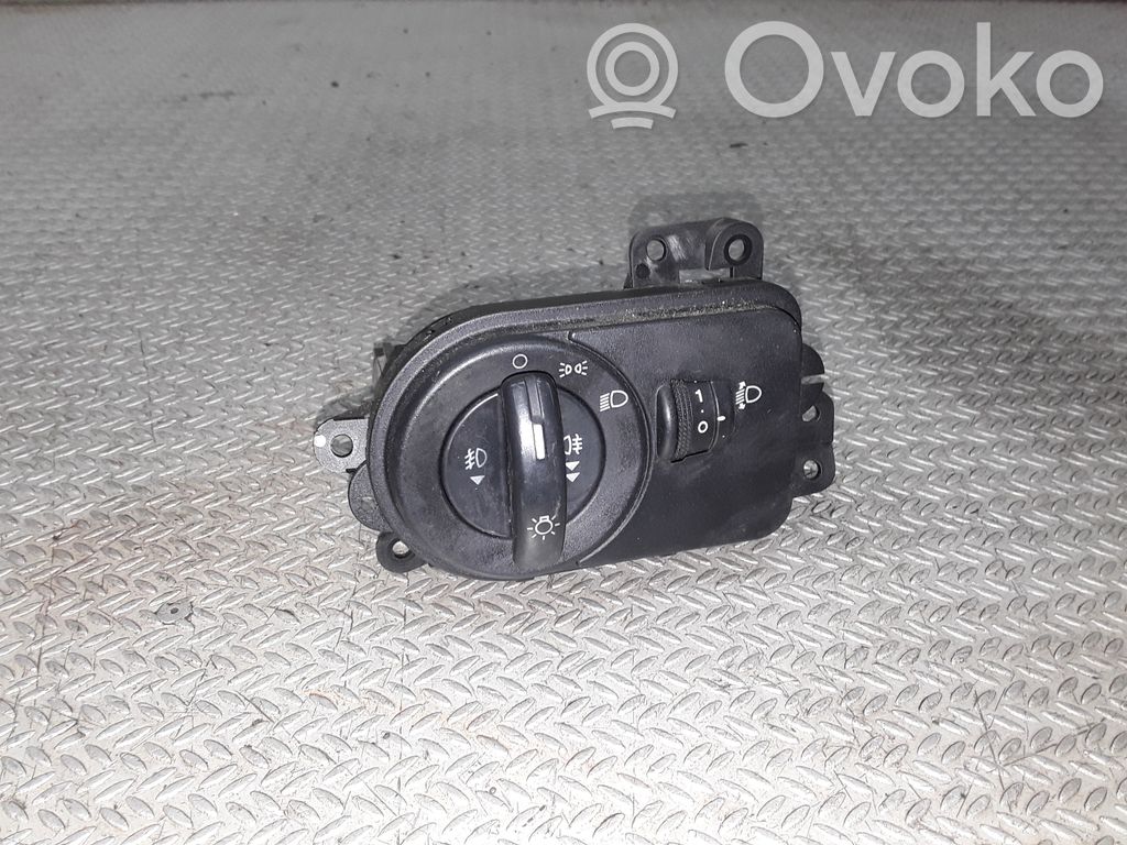 Ford Fusion Light switch 